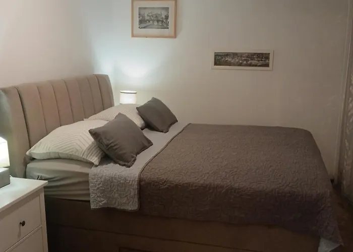 Appartement Aleksandra *