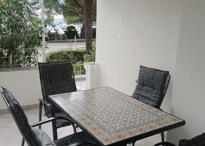 Aleksandra Διαμέρισμα Crikvenica